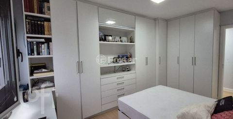 Image 9 - 896655
