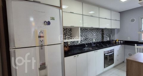 Image 17 - 896655