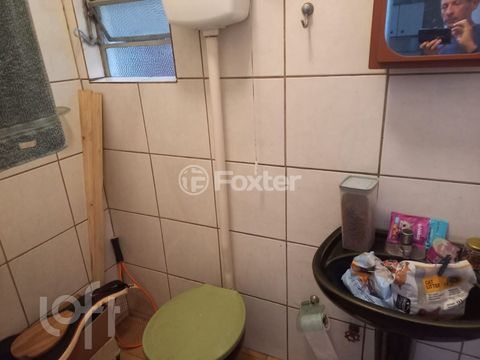 Image 7 - 896657