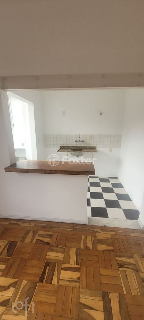 Image 7 - 896658