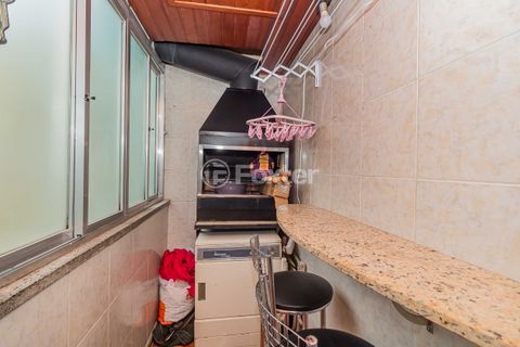 Image 11 - 896661