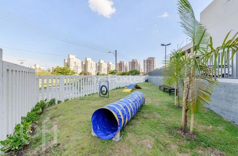 Image 12 - 896663