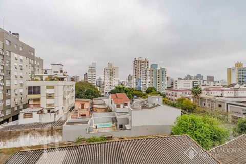 Image 15 - 896677
