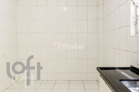 Image 7 - 896683