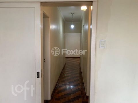 Image 6 - 896696