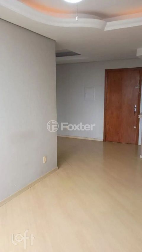 Image 1 - 896702