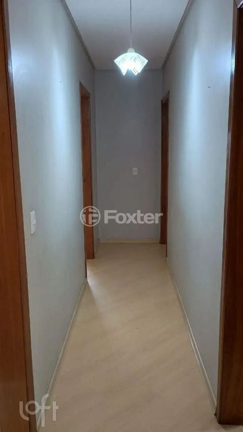 Image 10 - 896702