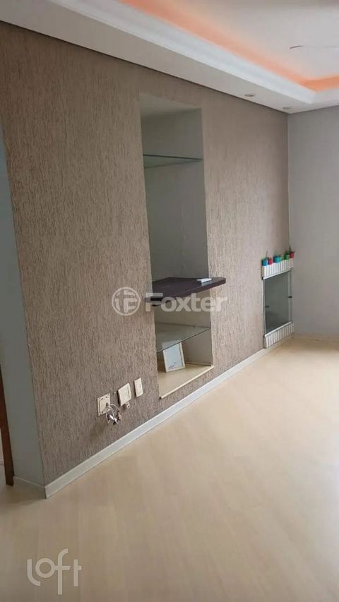 Image 7 - 896702