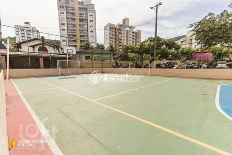Image 13 - 896714