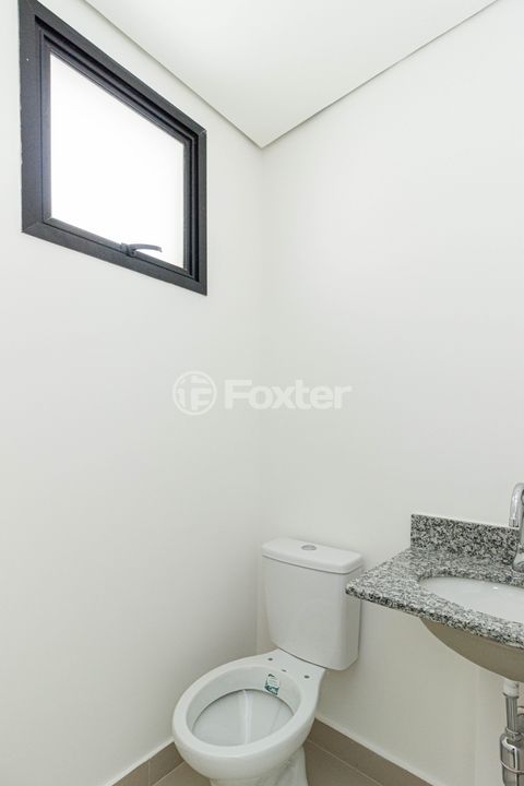 Image 9 - 896741