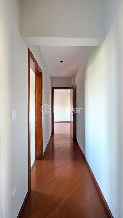 Image 6 - 896786