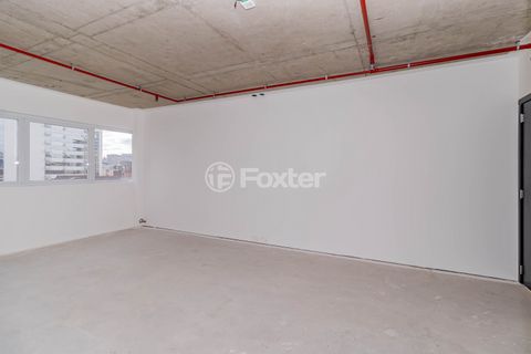 Image 7 - 896790