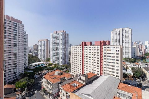 Image 14 - 896793