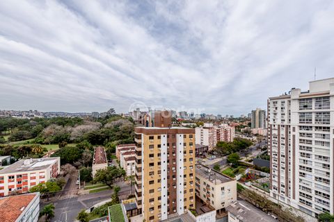 Image 19 - 896794