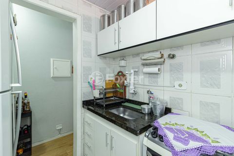 Image 14 - 896805