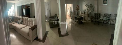 Image 3 - 896807
