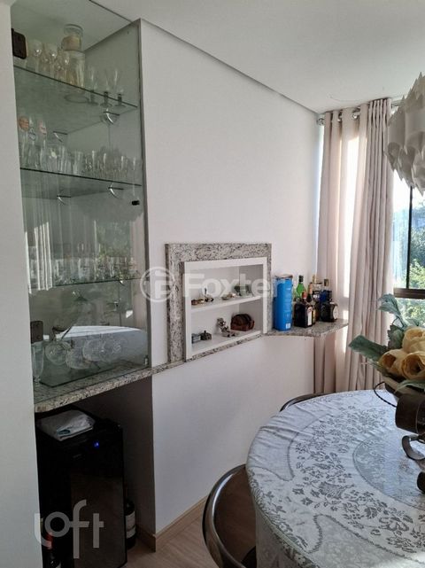 Image 9 - 896808