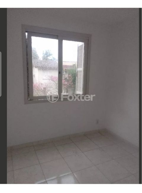 Image 8 - 896810