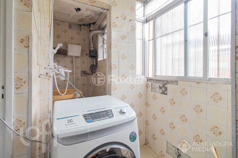Image 9 - 896819