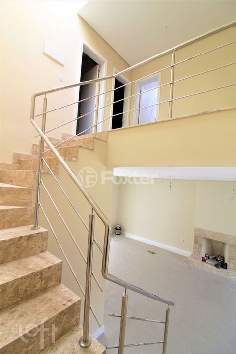 Image 9 - 896861