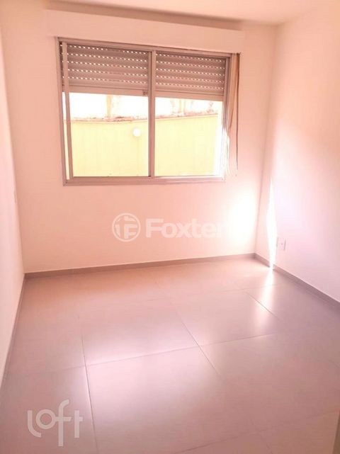 Image 7 - 896914