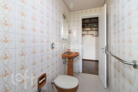 Image 9 - 896928