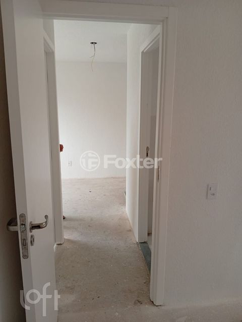Image 8 - 896963