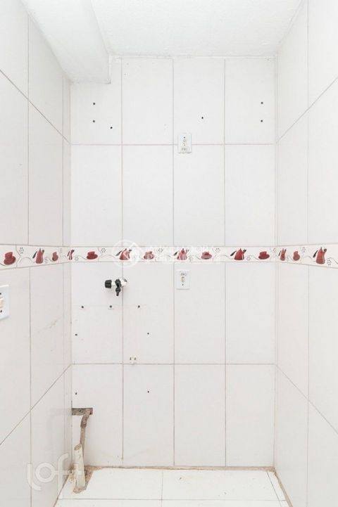 Image 11 - 896973