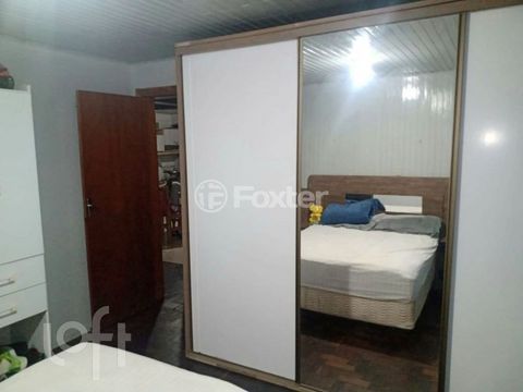 Image 7 - 896982