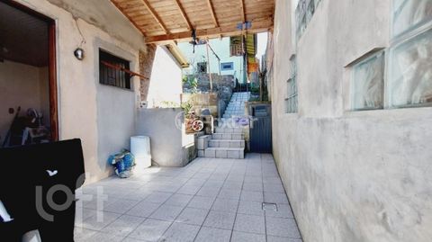 Image 9 - 896982