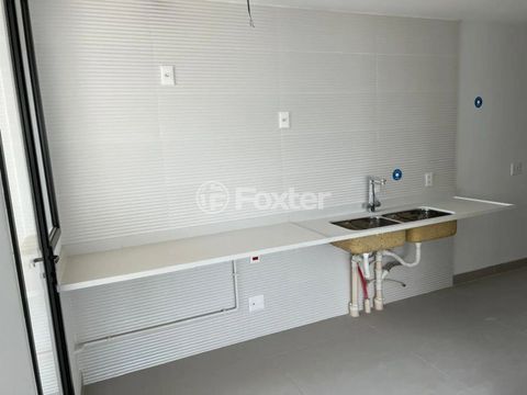 Image 7 - 896985