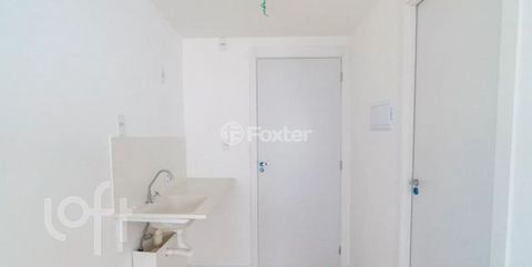 Image 3 - 896994