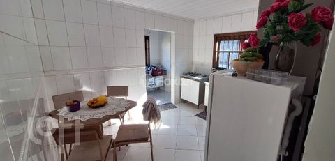 Image 6 - 896995