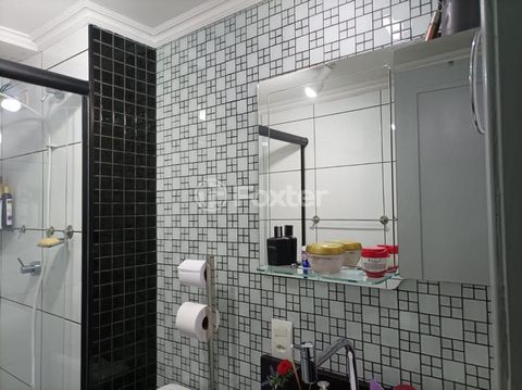 Image 19 - 896996