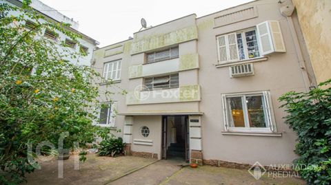 Image 7 - 897000