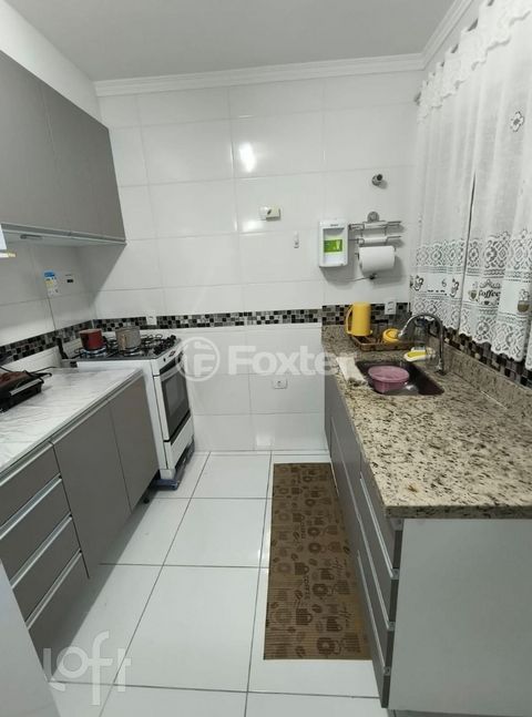 Image 2 - 897011
