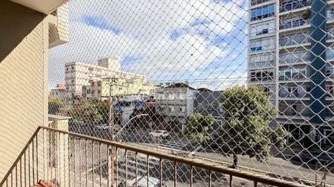 Image 12 - 897016