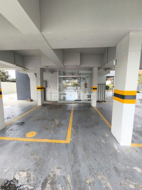 Image 7 - 897031