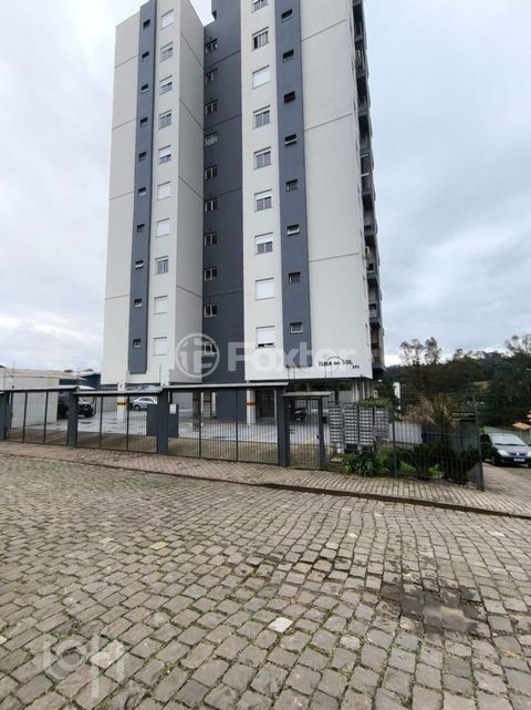 Image 8 - 897031