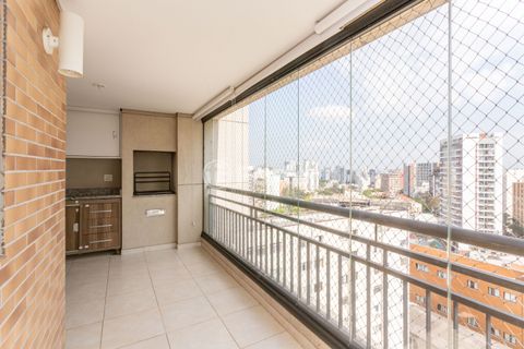 Image 7 - 897040