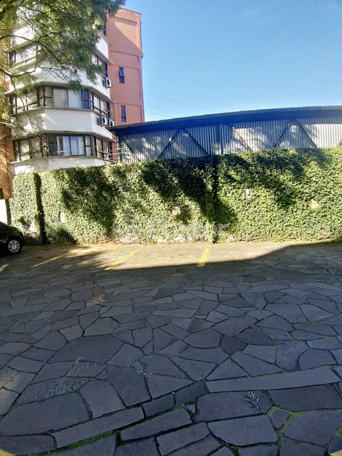 Image 11 - 897045