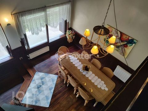 Image 3 - 897292