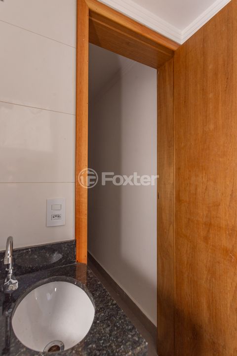 Image 8 - 897296