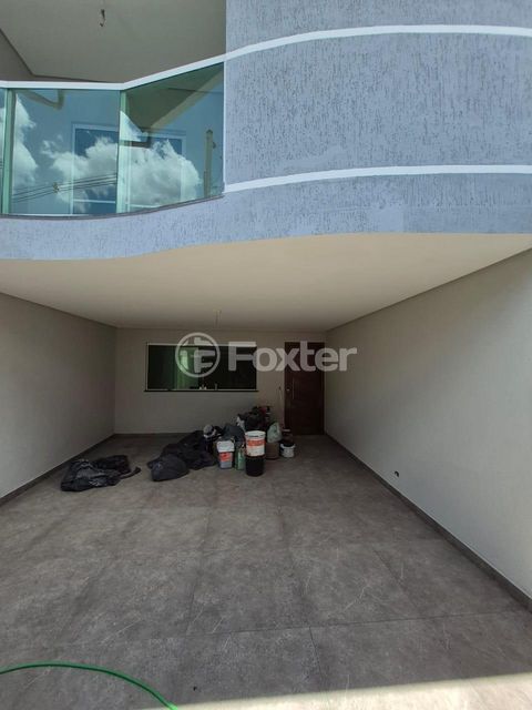 Image 17 - 897305