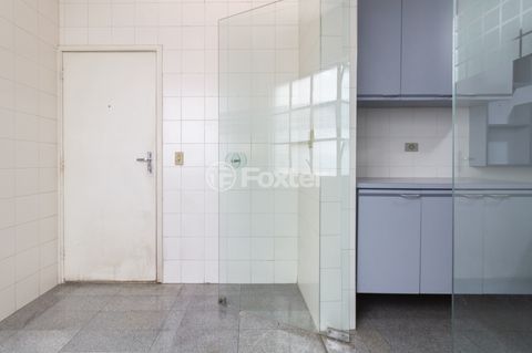 Image 7 - 897343