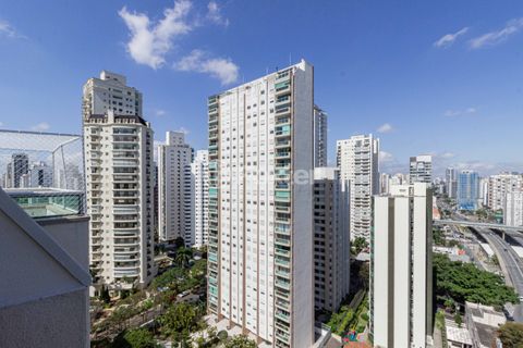 Image 2 - 897373