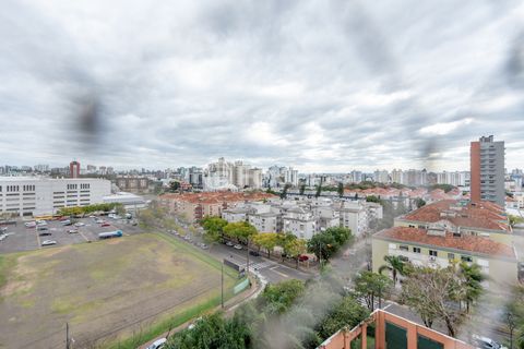 Image 11 - 897413