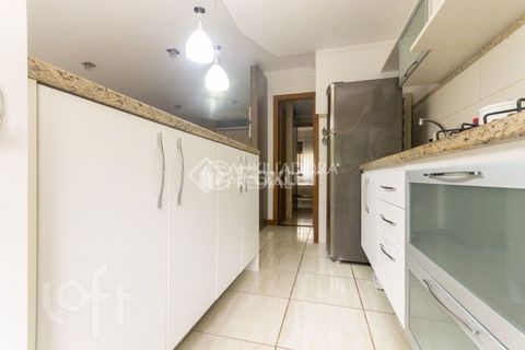 Image 7 - 897417