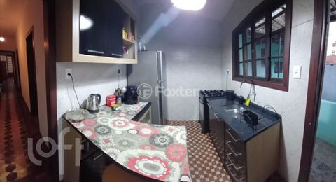 Image 4 - 897419