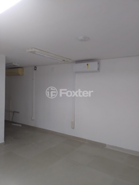 Image 3 - 897422